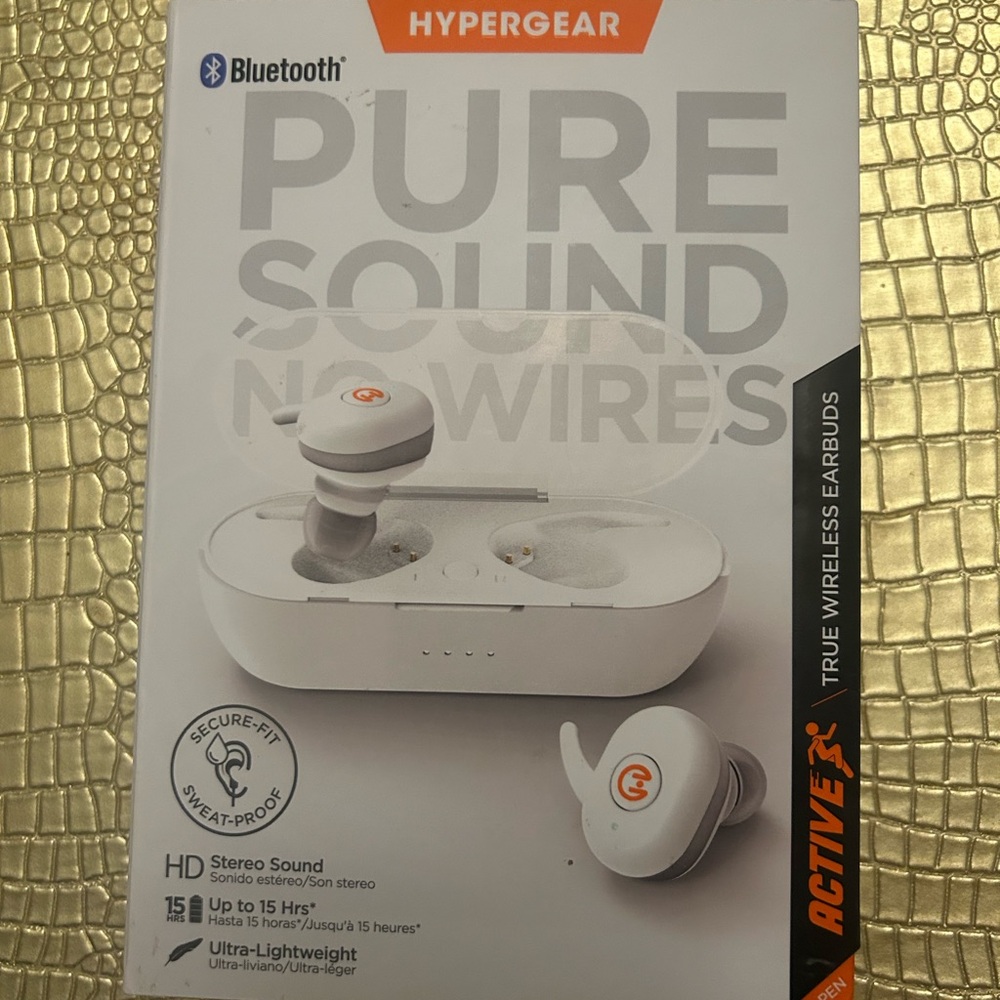 New in Box Hypergear Wireless Earbuds